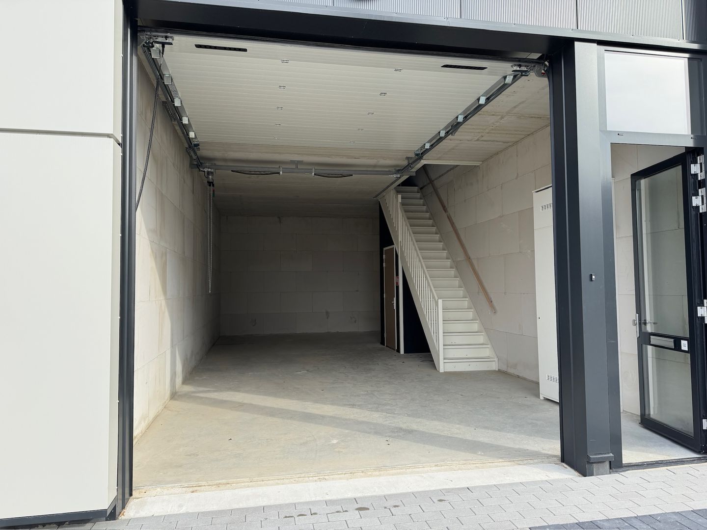 Bekijk foto 2 van Harregatplein 32