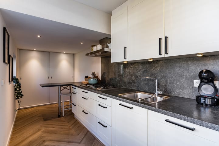 Foto 12 van Vinckenhofstraat 145