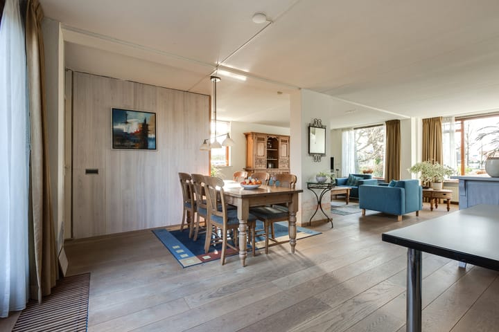 Foto 14 van Adelaar 2