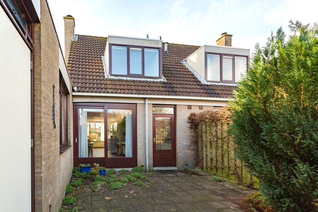 Foto 32 van Adelaar 2