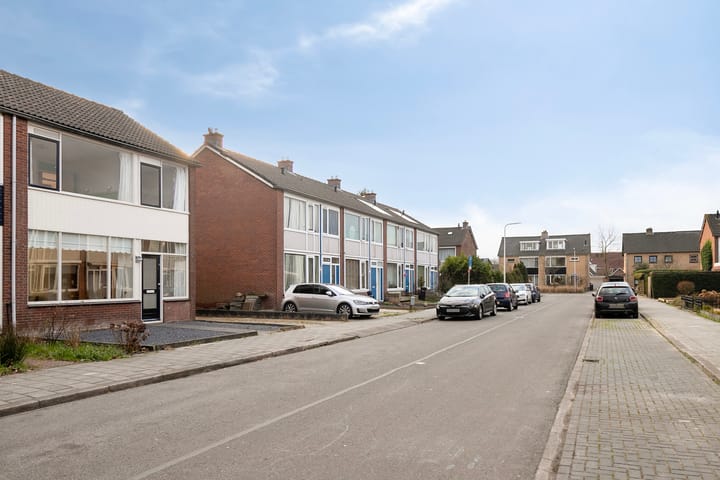 Foto 22 van Van der Duin van Maasdamlaan 10