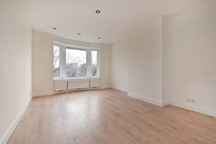 Foto 9 van Drebbelstraat 135