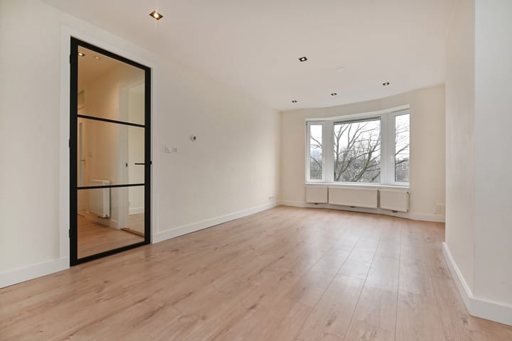 Foto 10 van Drebbelstraat 135