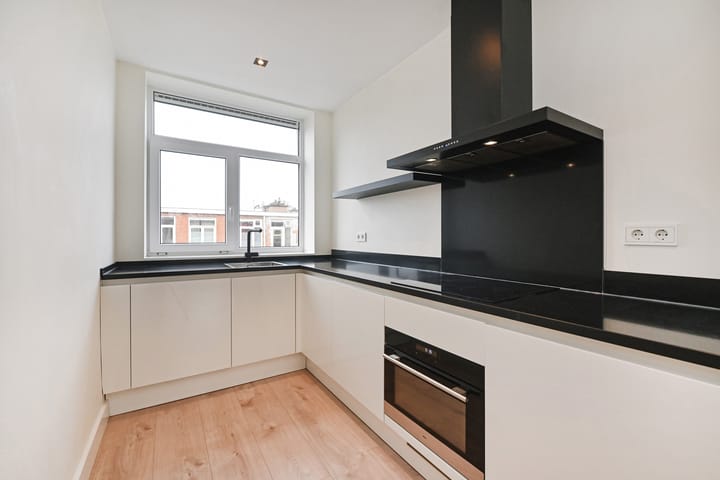 Foto 14 van Drebbelstraat 135