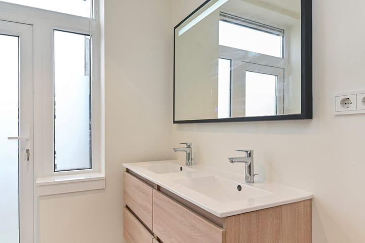 Foto 21 van Drebbelstraat 135