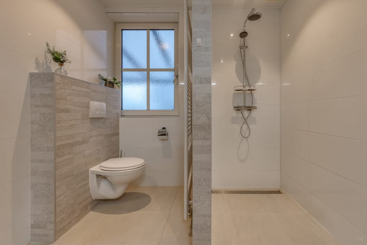 Photo 19 of Zuiderdiep 425