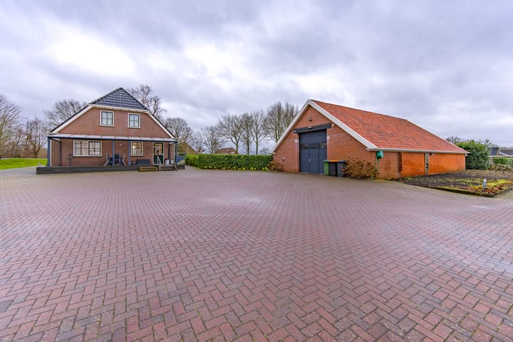 Photo 36 of Zuiderdiep 425