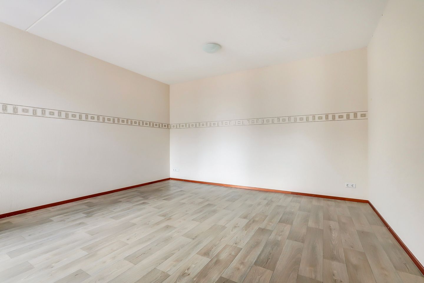 Photo 14 of Basiliekstraatje 24