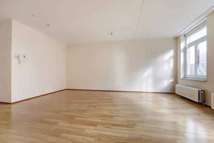 Photo 18 of Basiliekstraatje 24