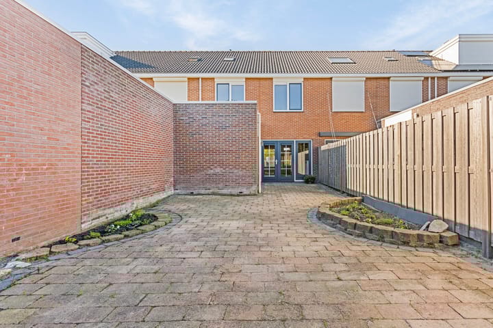 Foto 2 van G A Brederodestraat 10