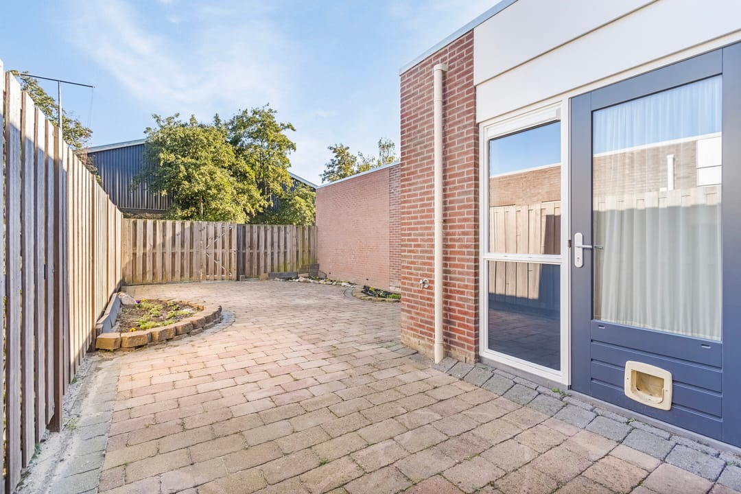 Foto 11 van G A Brederodestraat 10