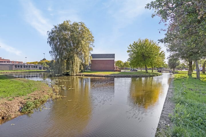 Foto 25 van G A Brederodestraat 10