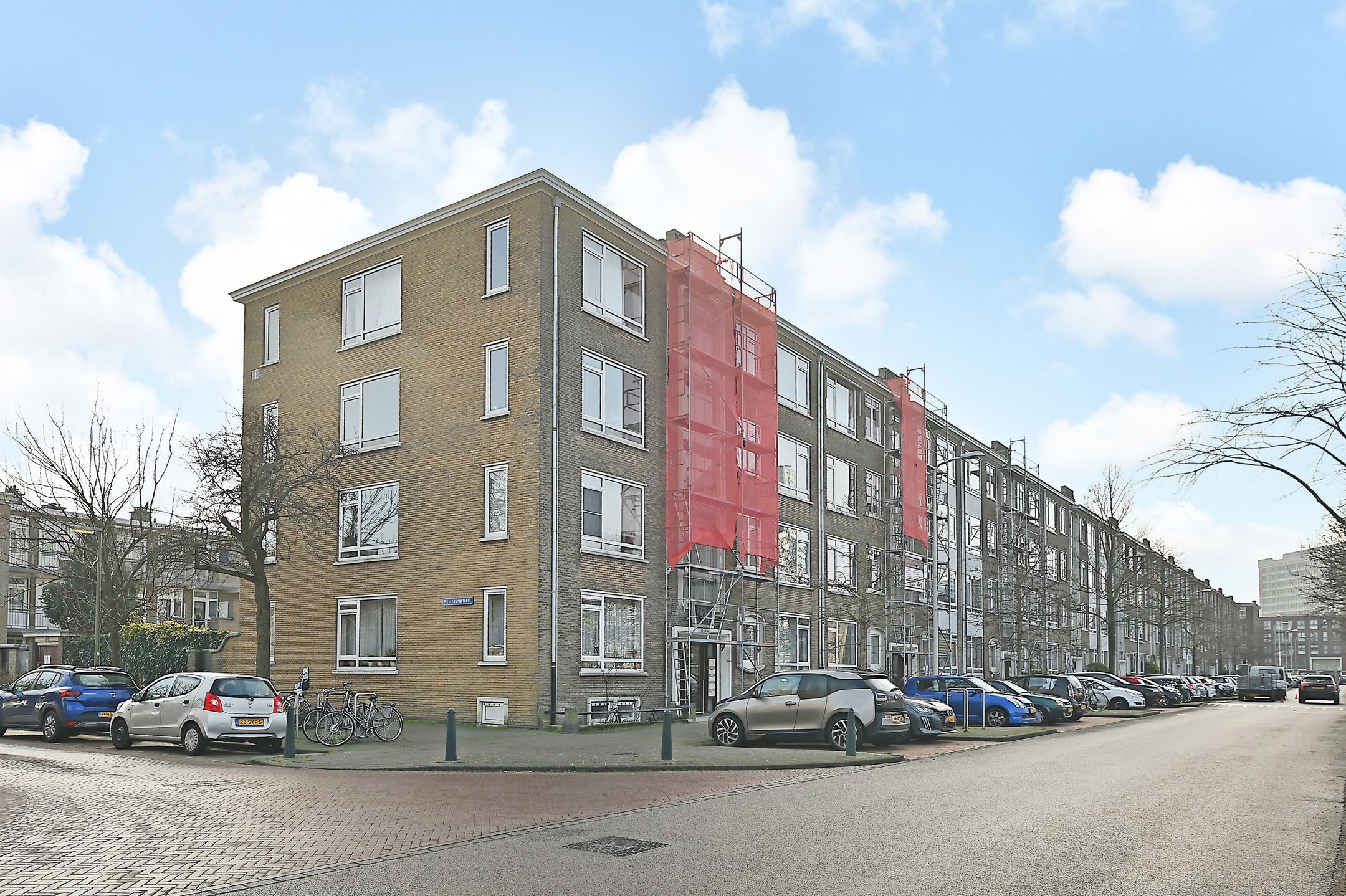 Photo 3 of Veenendaalkade 484