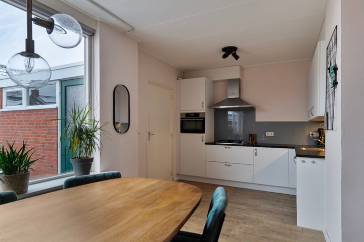 Foto 2 van Trompstraat 3