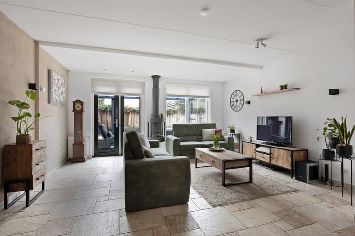 Foto 2 van Kalander 6