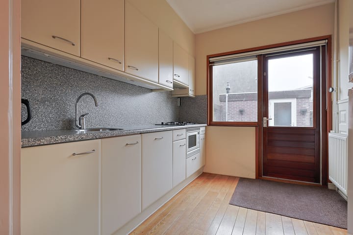 Foto 8 van Wijkerstraatweg 166