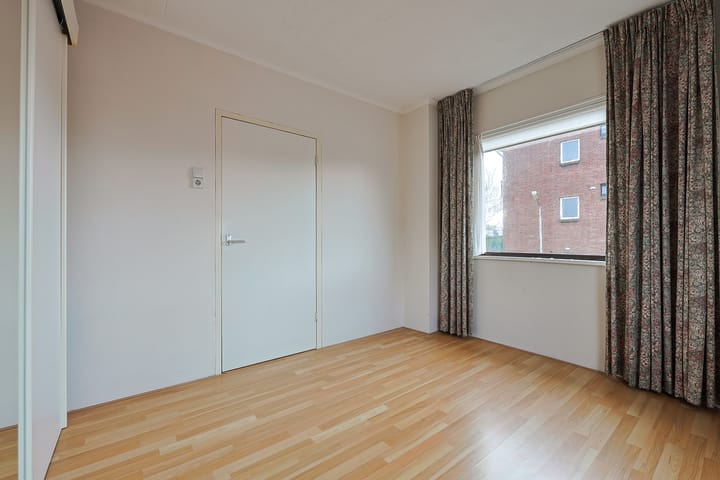 Foto 16 van Wijkerstraatweg 166