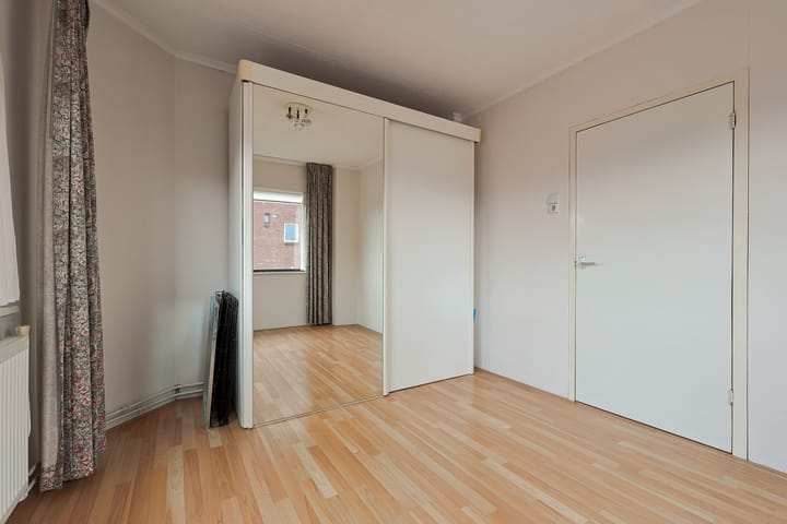 Foto 18 van Wijkerstraatweg 166