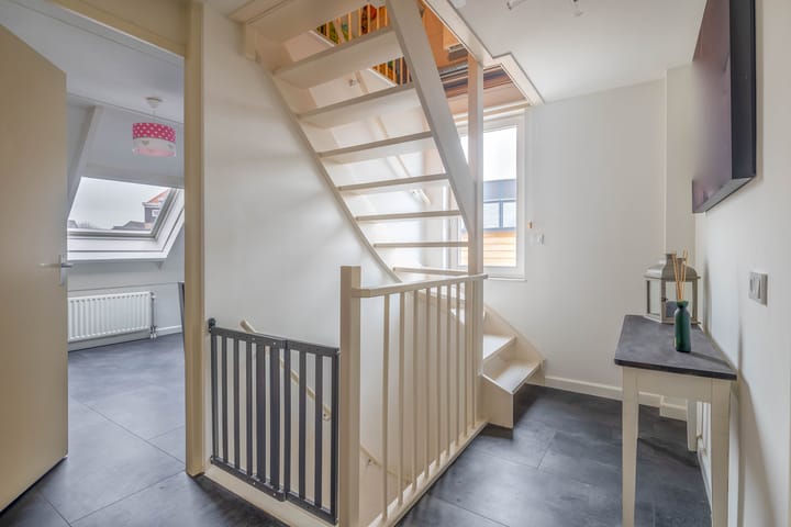 Foto 24 van Ringovenstraat 7