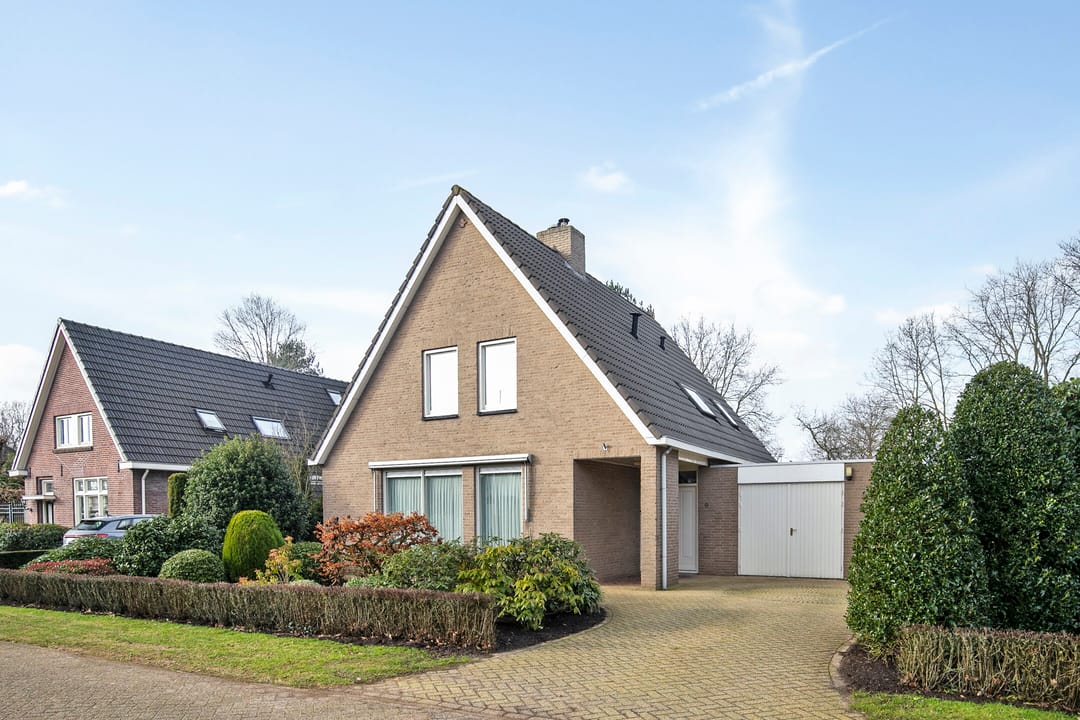 Photo 1 of Hazenakkerstraat 9