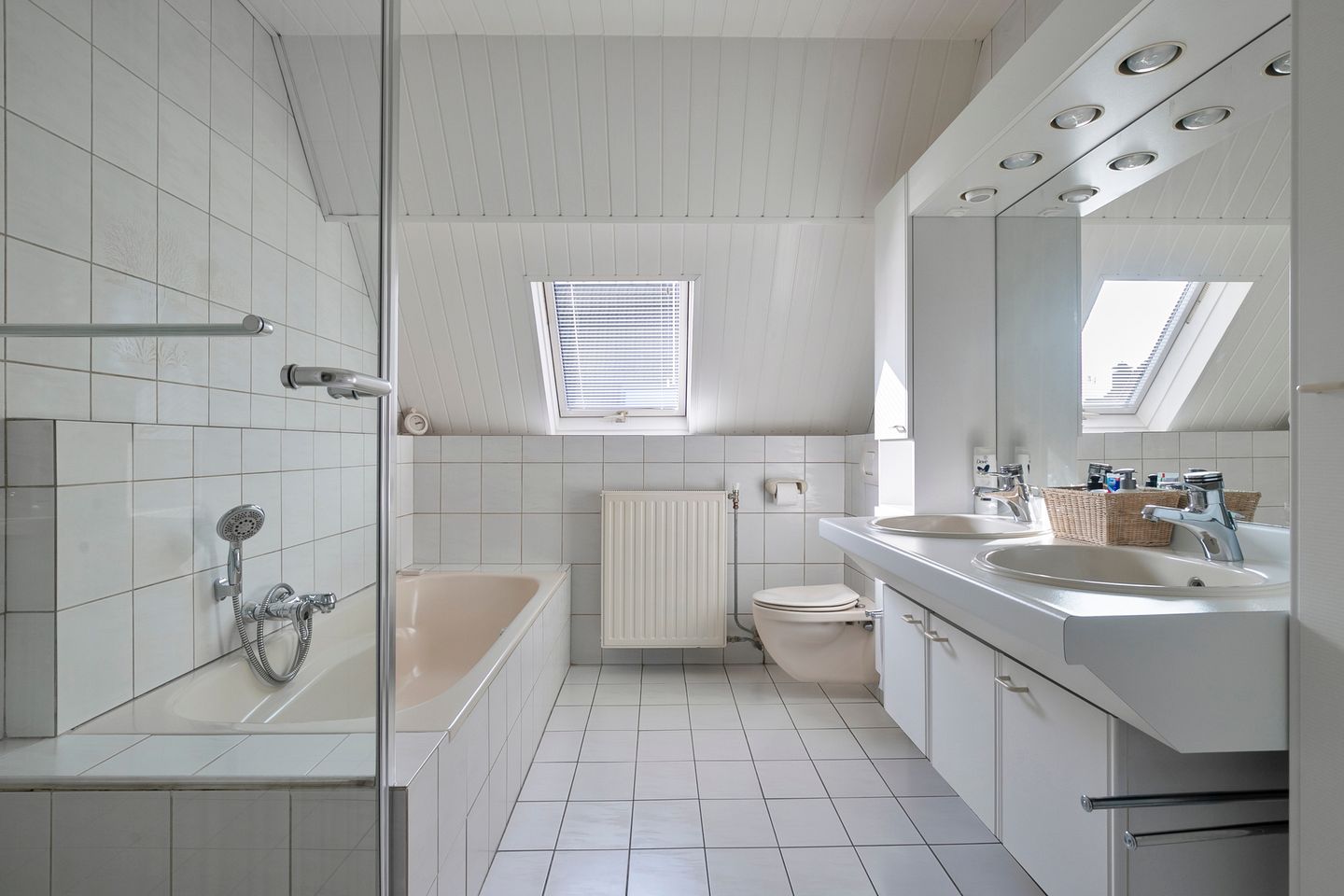 Photo 5 of Hazenakkerstraat 9