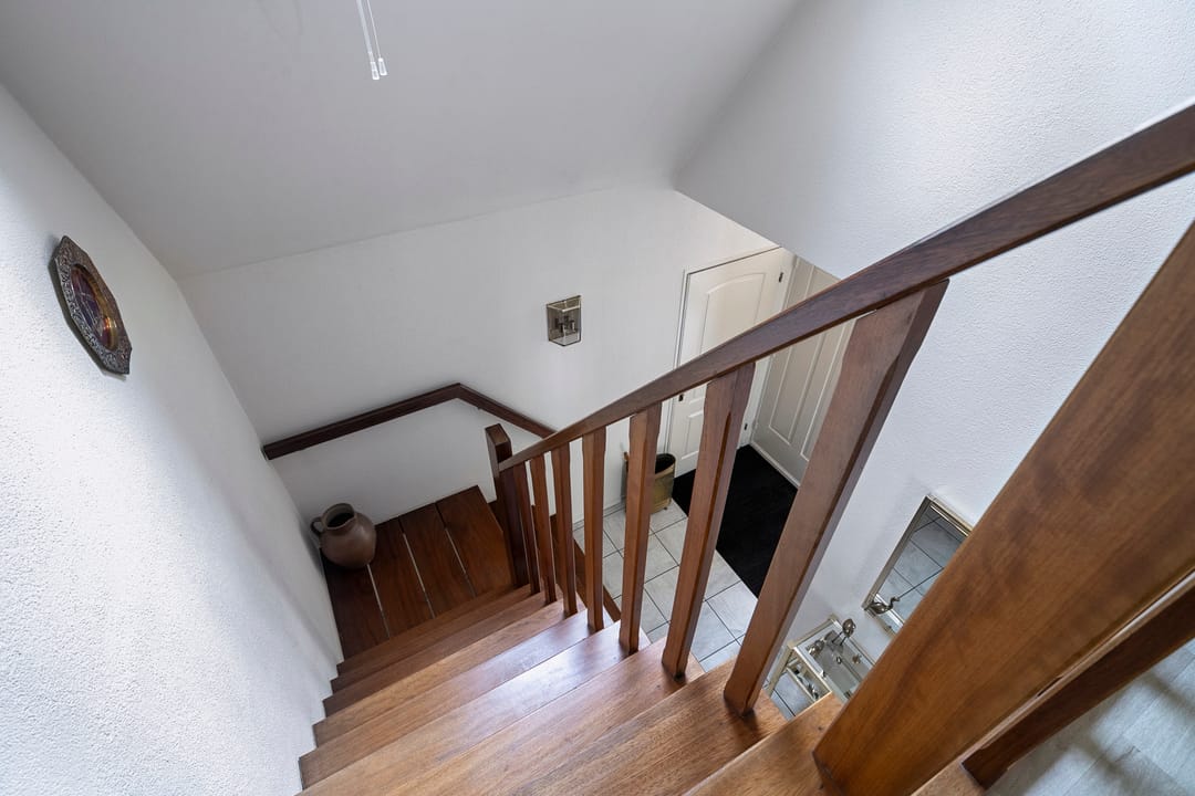 Photo 17 of Hazenakkerstraat 9