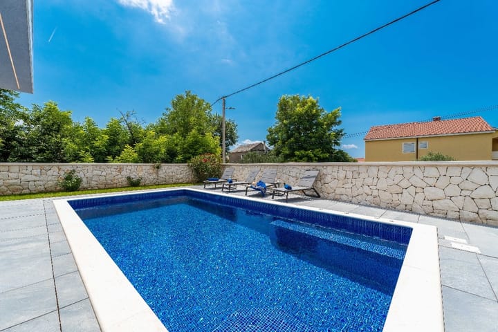 Foto 30 van Don Marka Kršlovica 59