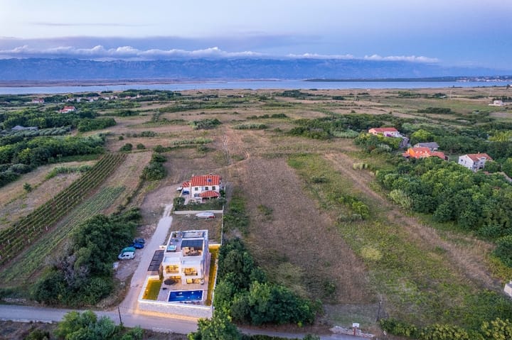 Foto 100 van Don Marka Kršlovica 59