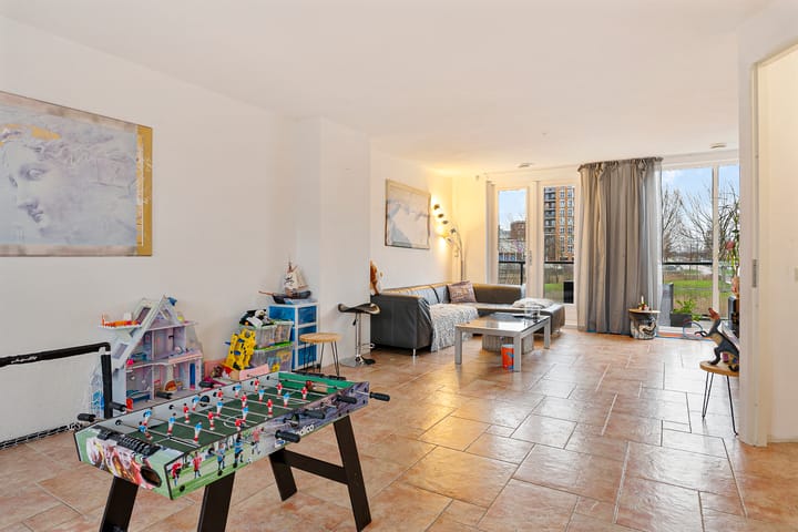 Foto 16 van Schuddebeursstraat 154