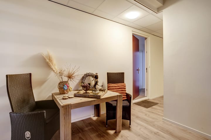 Foto 16 van Middenweg 73-E