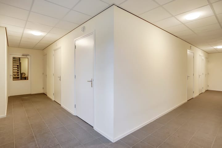 Foto 17 van Middenweg 73-E