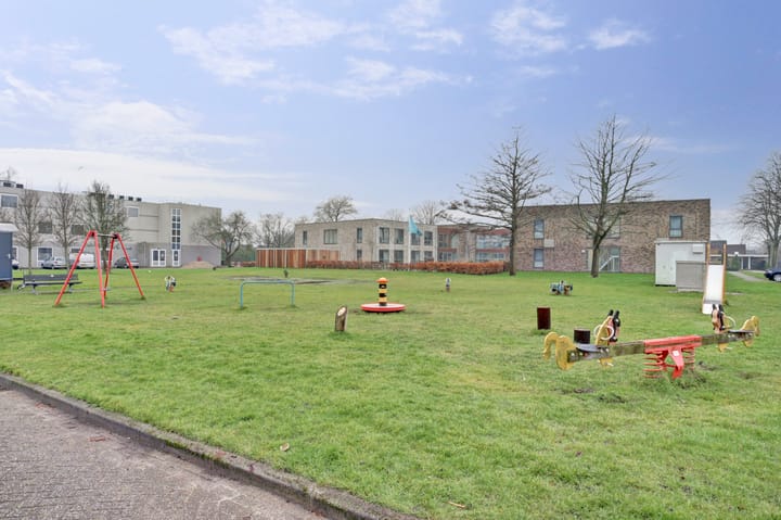 Foto 24 van Middenweg 73-E