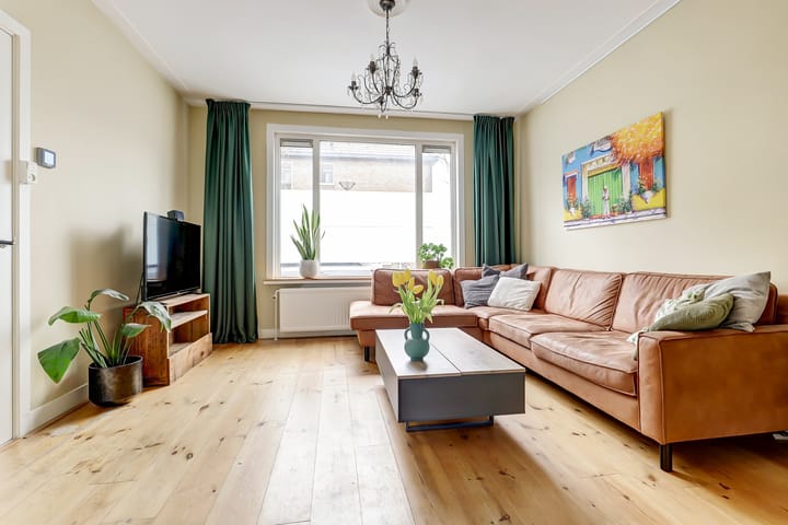 Foto 2 van Weltevredenstraat 55