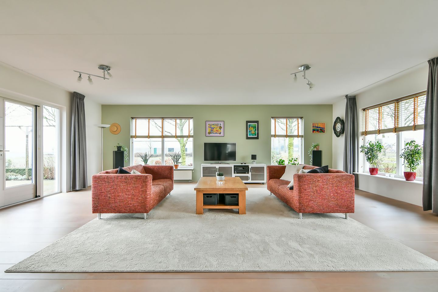 Foto 4 van Hoofdweg 1052