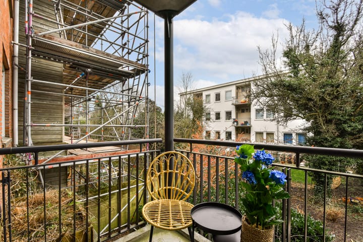 Foto 13 van Vrolikstraat 130-A