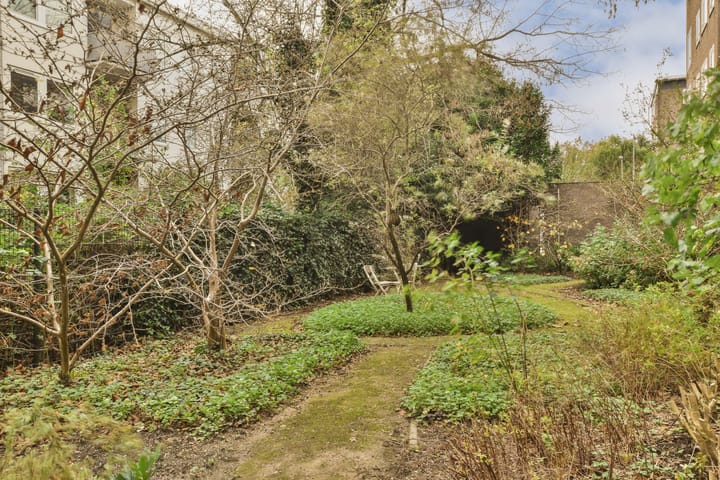 Foto 14 van Vrolikstraat 130-A