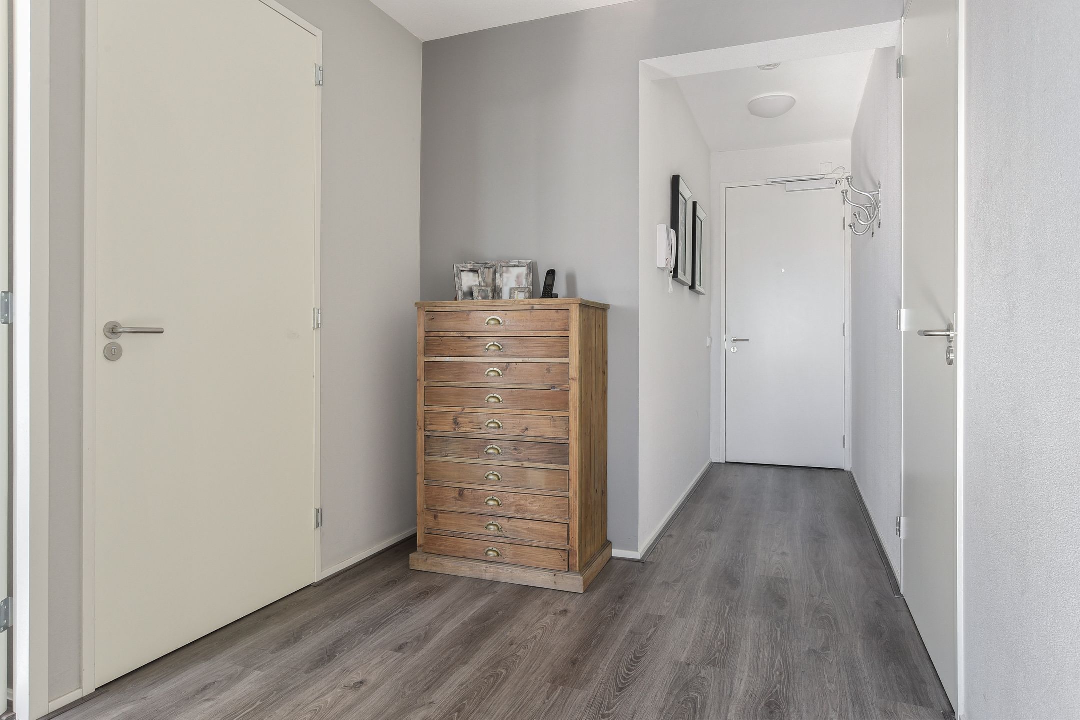 Photo 3 of Bezuidenhoutseweg 65-100