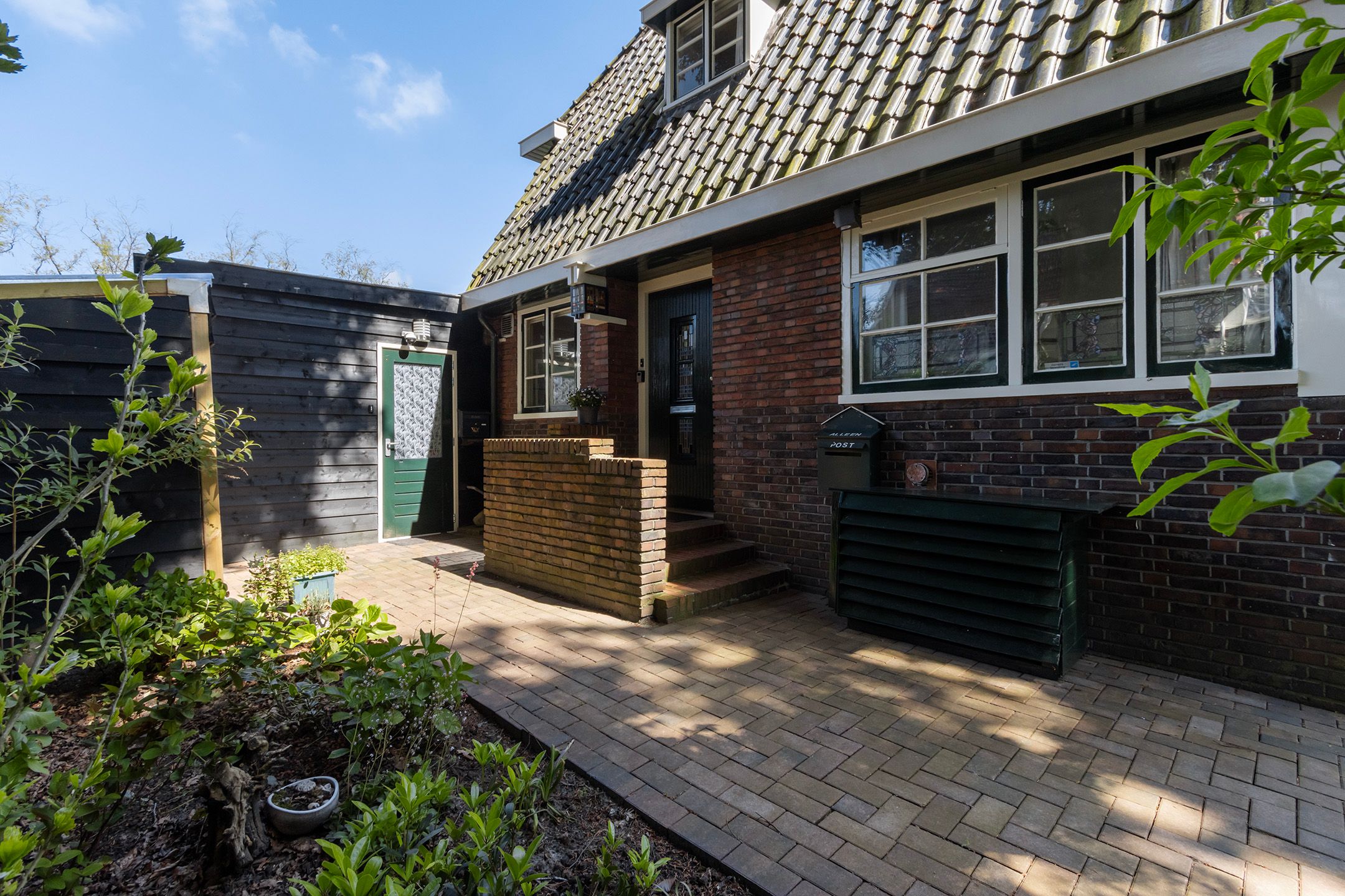 Foto 9 van Burgemeester Falkenaweg 99