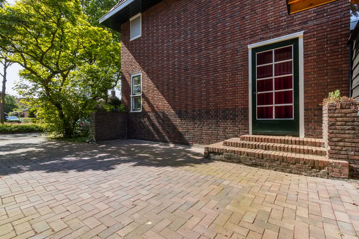 Foto 42 van Burgemeester Falkenaweg 99