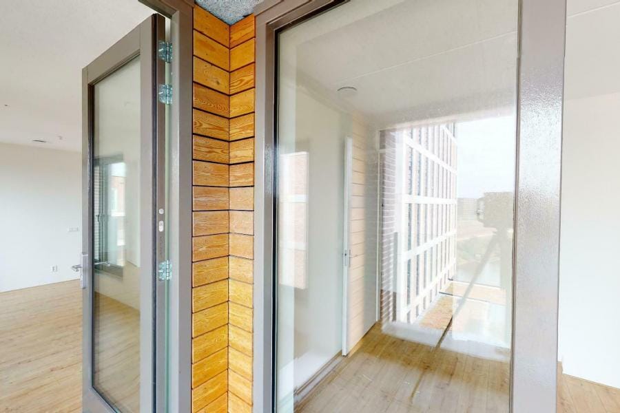 Foto 8 van Oostenburgermiddenstraat 667