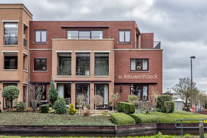 Foto 1 van Burgemeester van Oostenweg 1-E