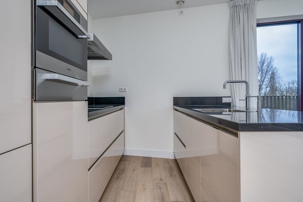 Foto 6 van Burgemeester van Oostenweg 1-E