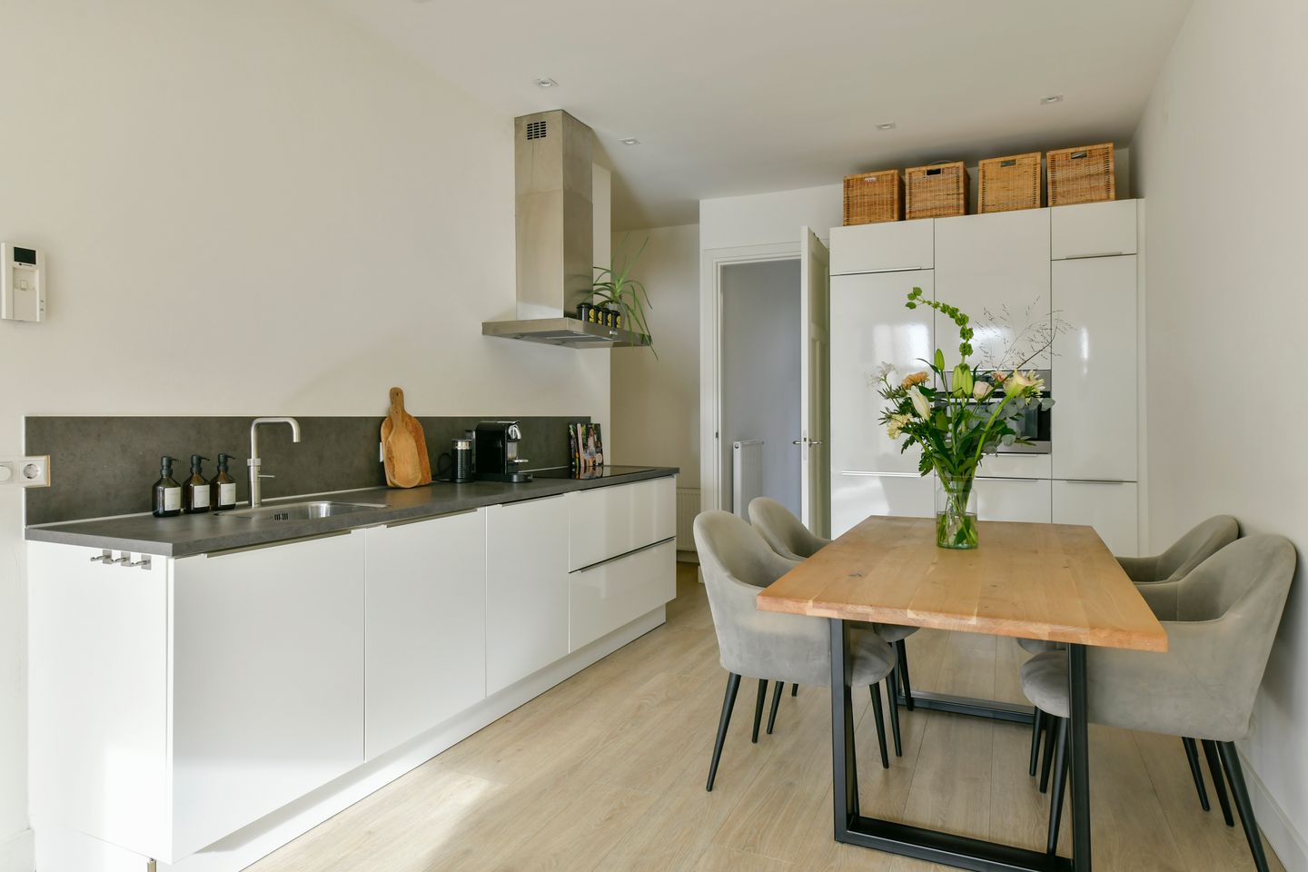 Foto 10 van Overtoom 352-2