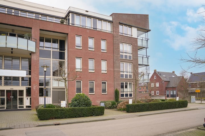 Photo 1 of Heemradenstraat 84