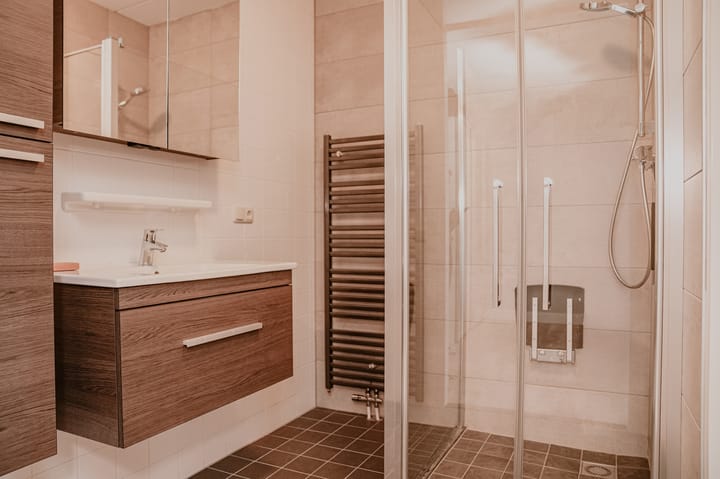 Photo 16 of Heemradenstraat 84