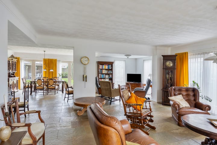 Foto 9 van Regent Smitsstraat 118