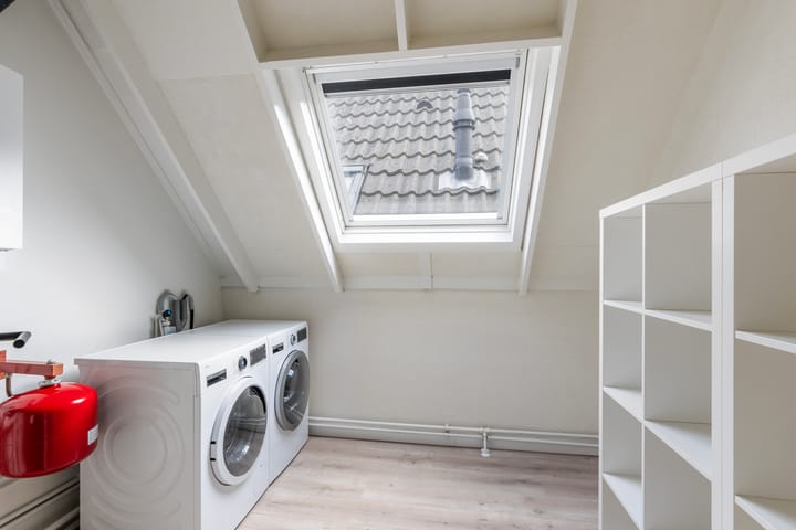 Photo 38 of Tinbergendreef 16