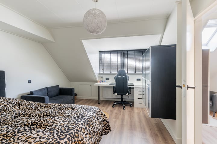 Foto 30 van Spechtstraat 74