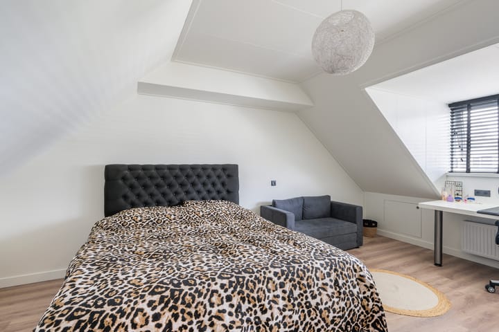 Foto 32 van Spechtstraat 74