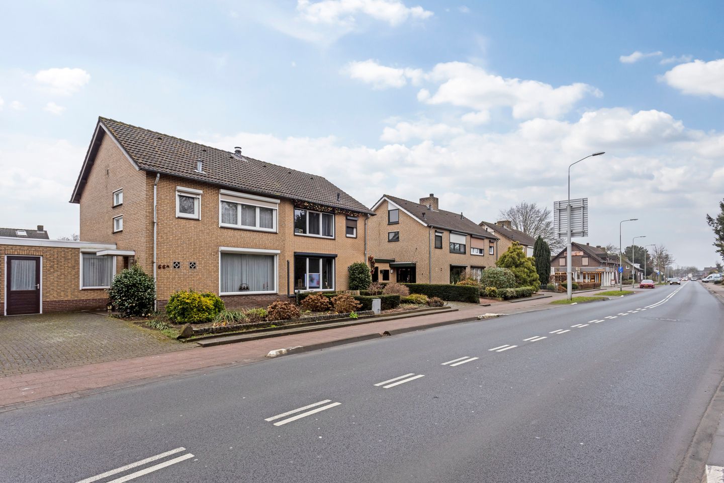 Foto 34 van Rijksweg Noord 66-A